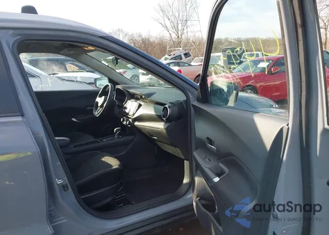 2021 Nissan Kicks Sv Xtronic Cvt z USA, uszkodzony, nr VIN 3N1CP5CV3ML562810